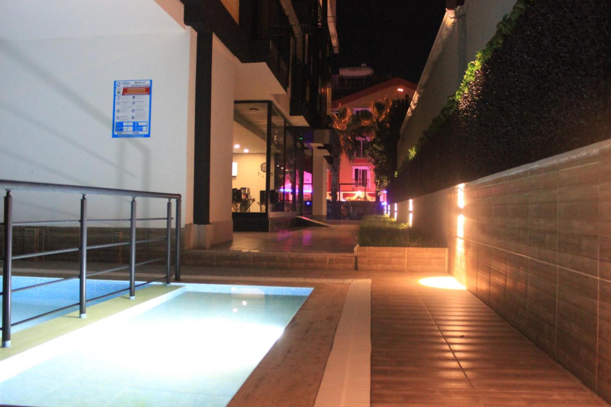 Apart Otel Retro Star *